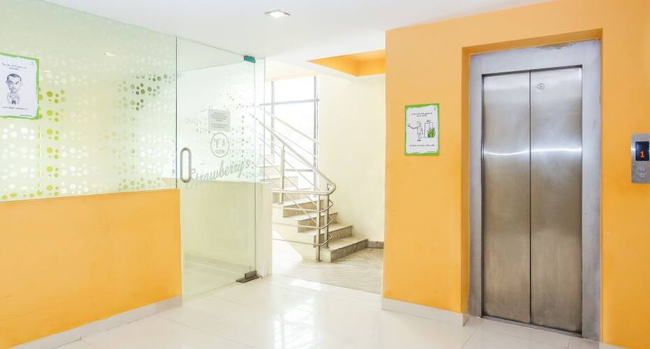 Hotel Strawberrys, Hyderabad 4